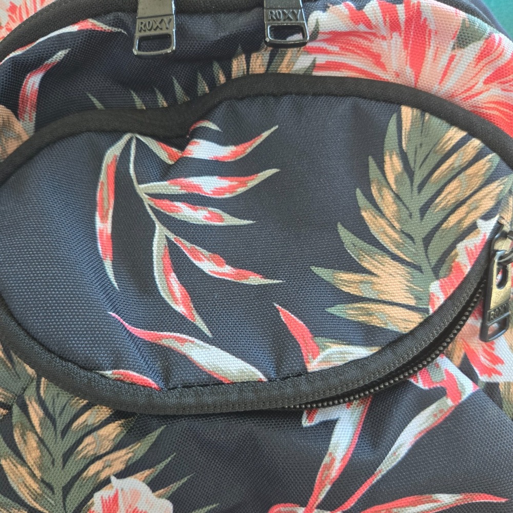 Roxy Backpack Women Large Black Tropical Floral Print Wide Straps Pockets